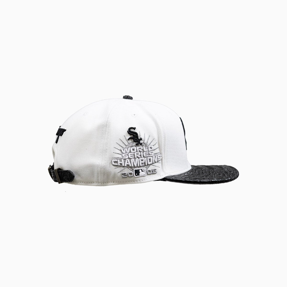 Chicago White Sox MLB Hat With Leather Visor