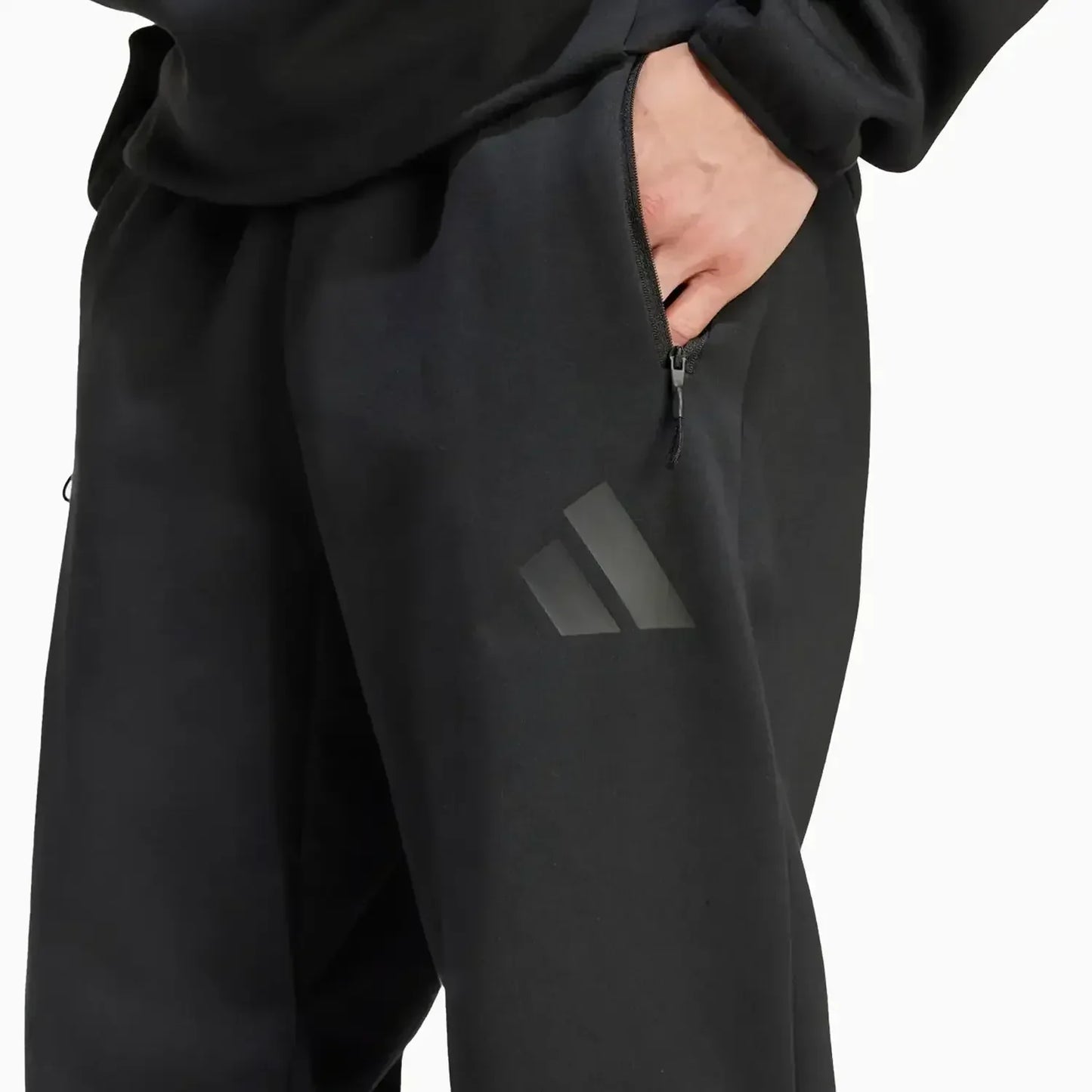 Men's Sportswear Z.N.E Outfit