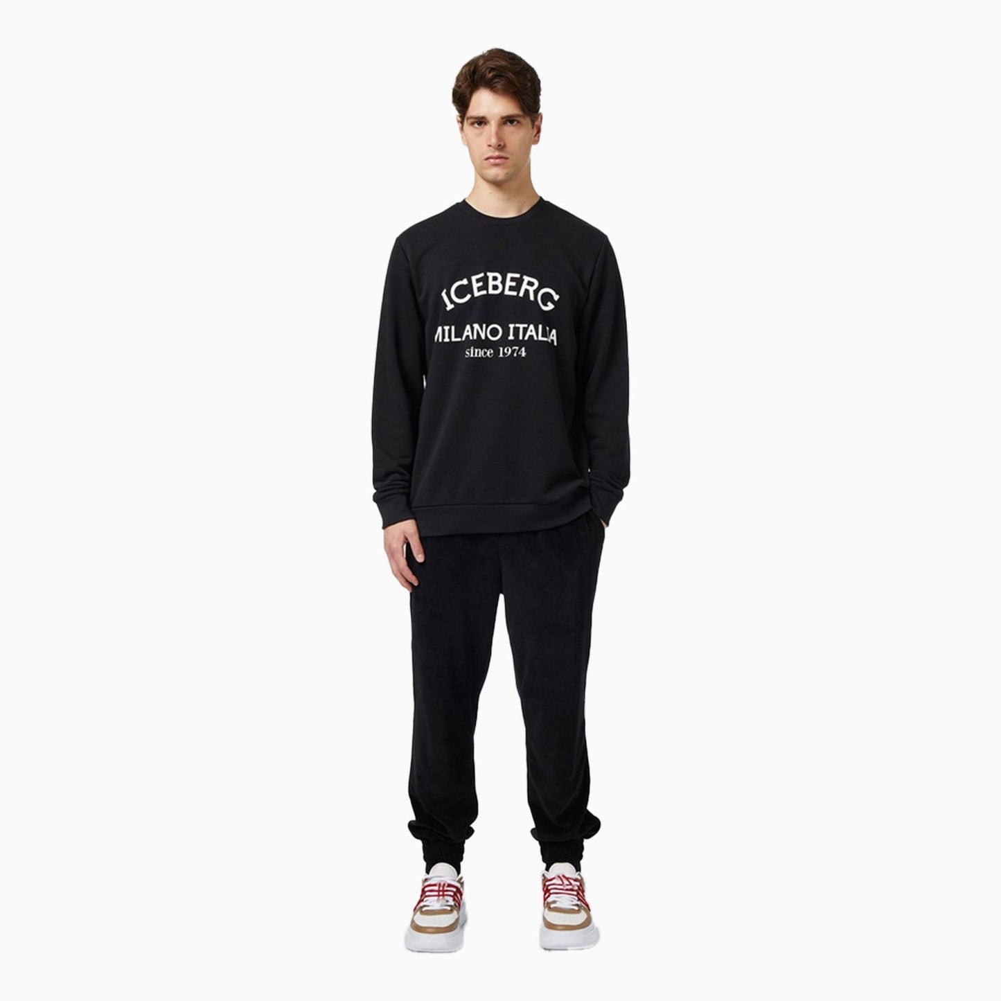 Men's Crew Neck Sweatshirt With Institutional Logo