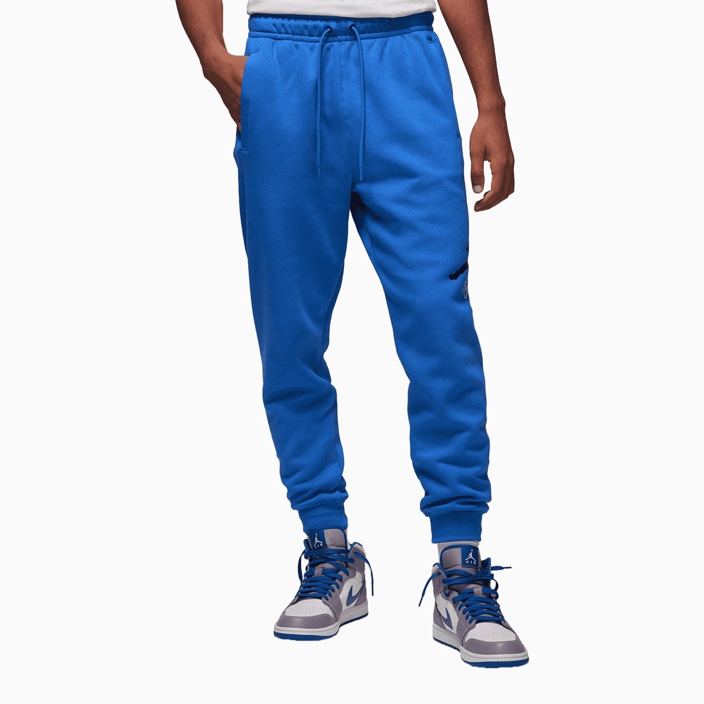 Men's Sportswear Essentials Outfit
