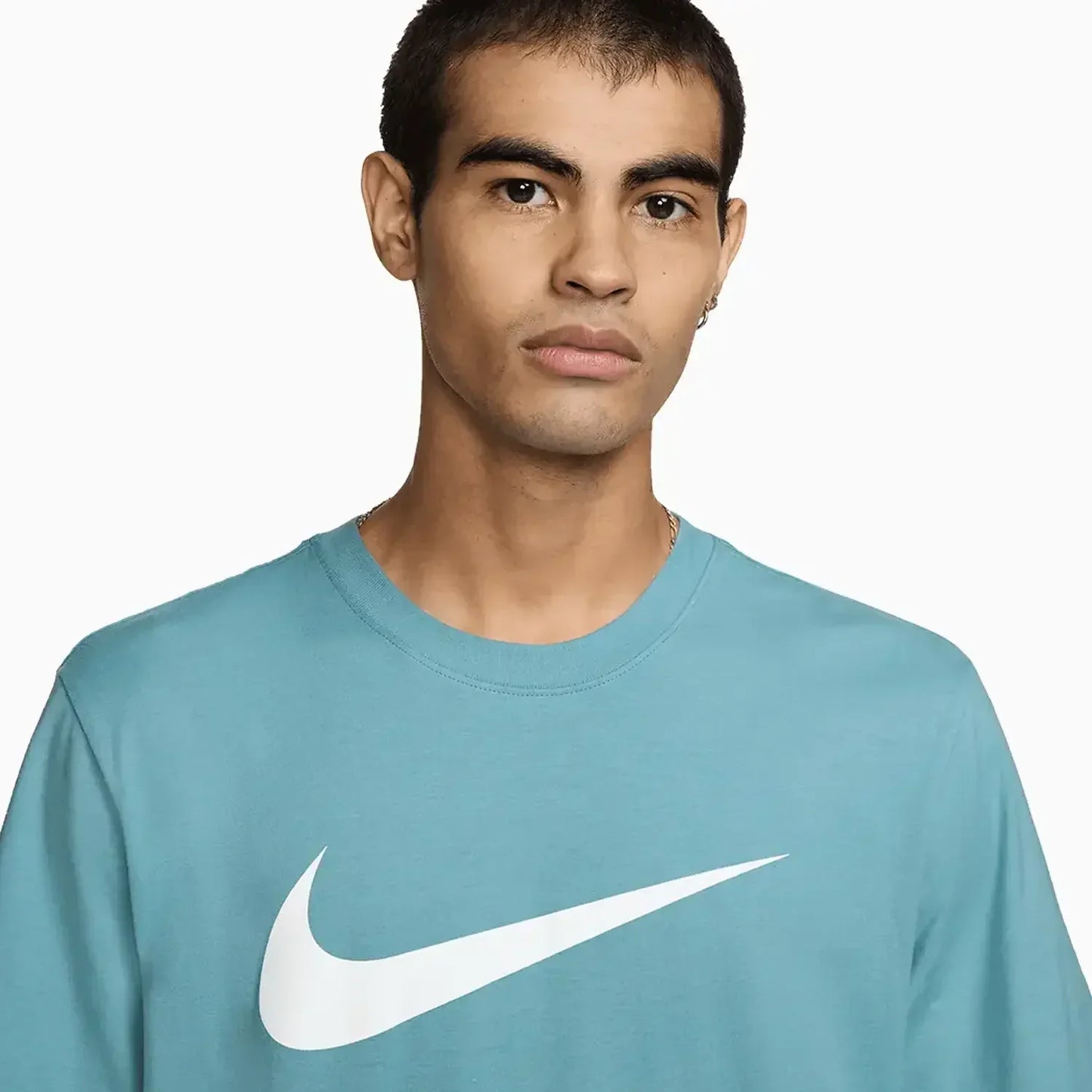 Men's Sportswear Swoosh T-Shirt and Shorts Outfit