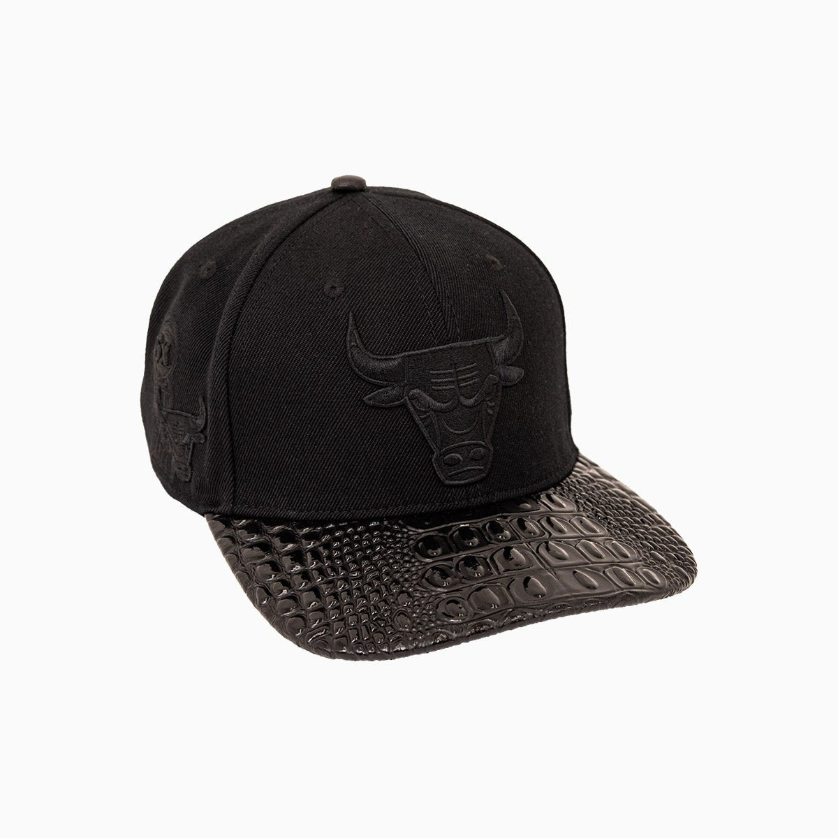 Chicago Bulls NBA Leather Visor Snapback Hat