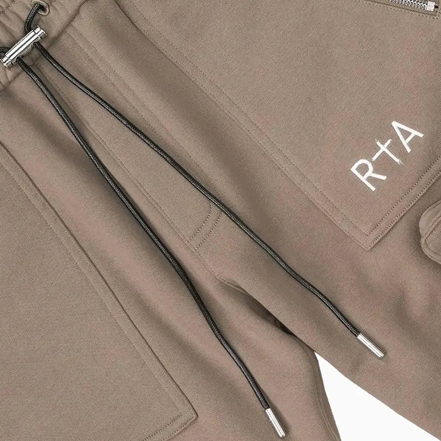 Men's Hector Kendrick Outfit