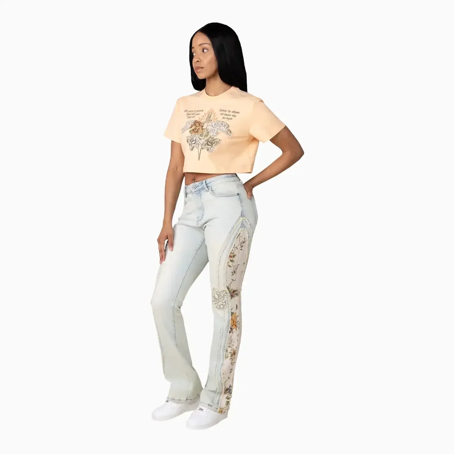 Women's High Rise Graphic Crop Outfit