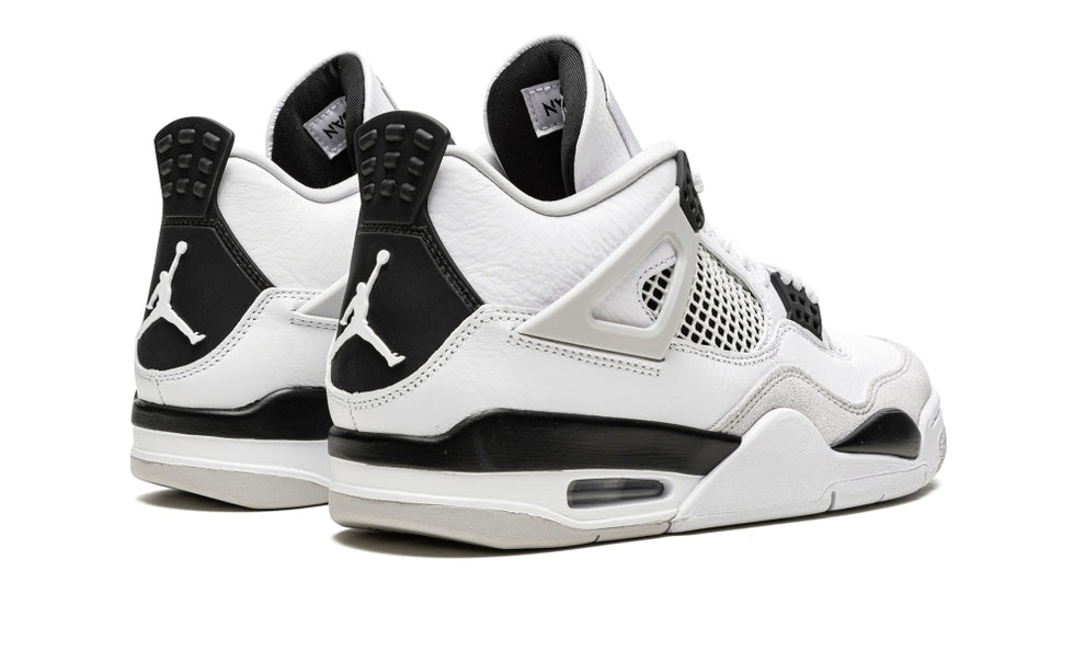 Air Jordan Retro 4 "Military Black"