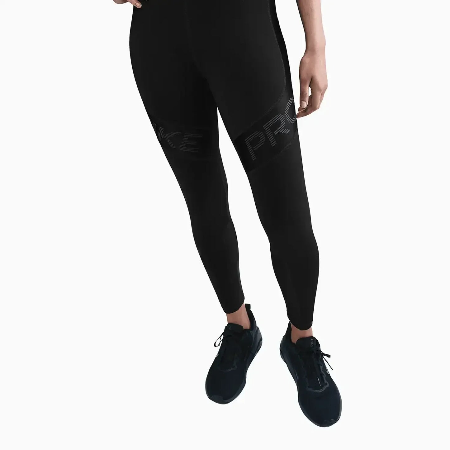 Women's Pro Dri-Fit Cropped Outfit