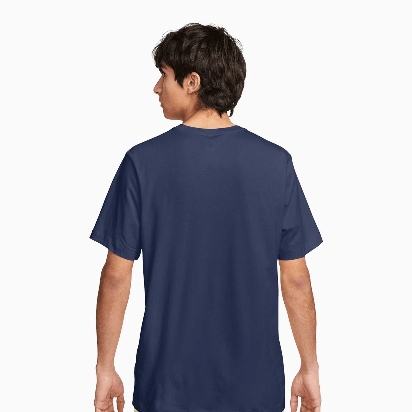 Men's Sportswear Club T-Shirt and Shorts Outfit
