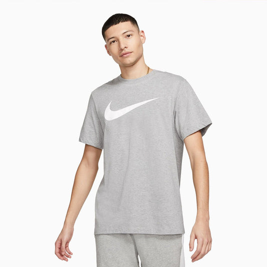 Men's Sportswear Swoosh T-Shirt and Shorts Outfit