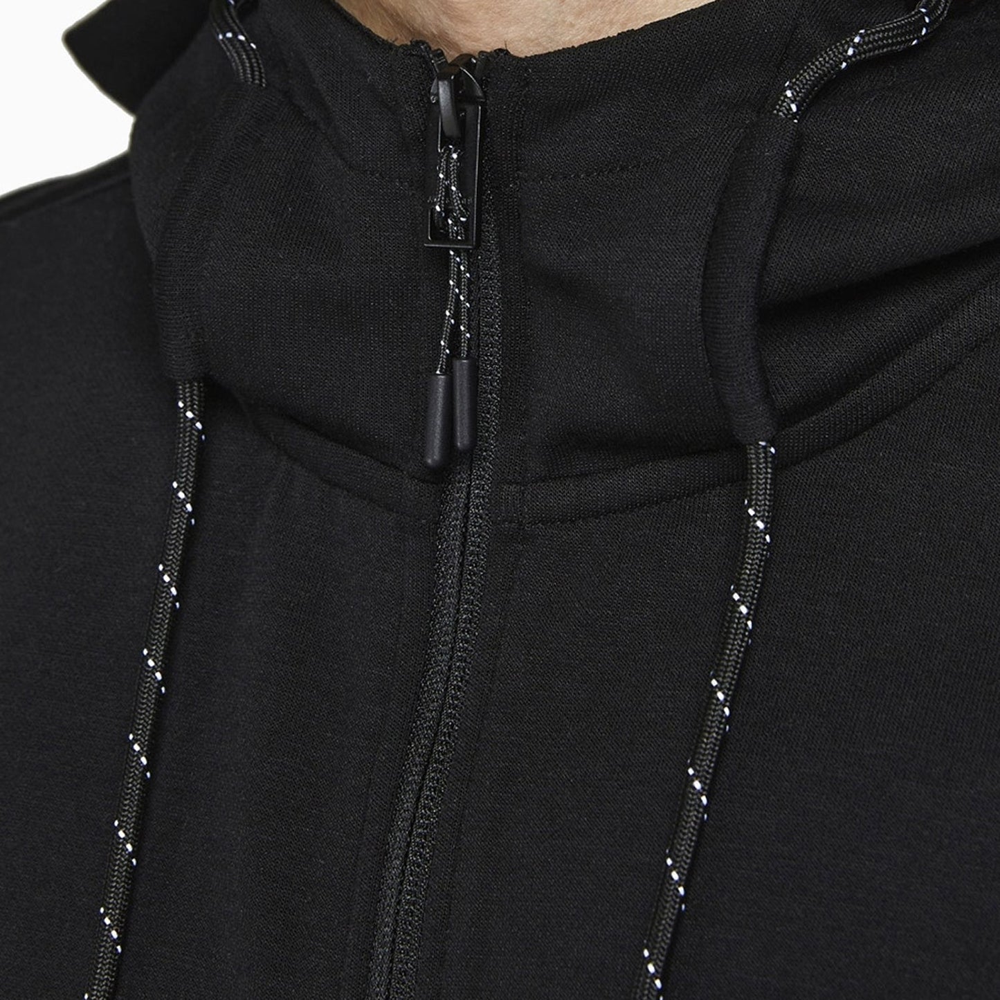 Men's Logo Slim Fit Outfit