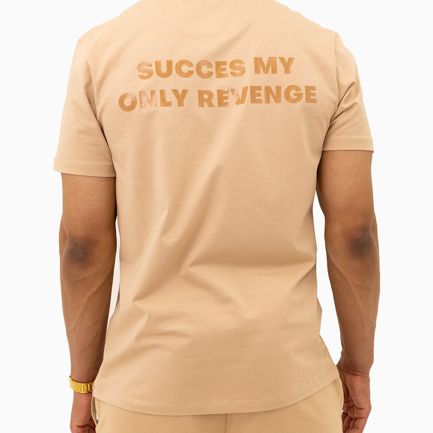 Men's Savar T-Shirt And Shorts Outfit