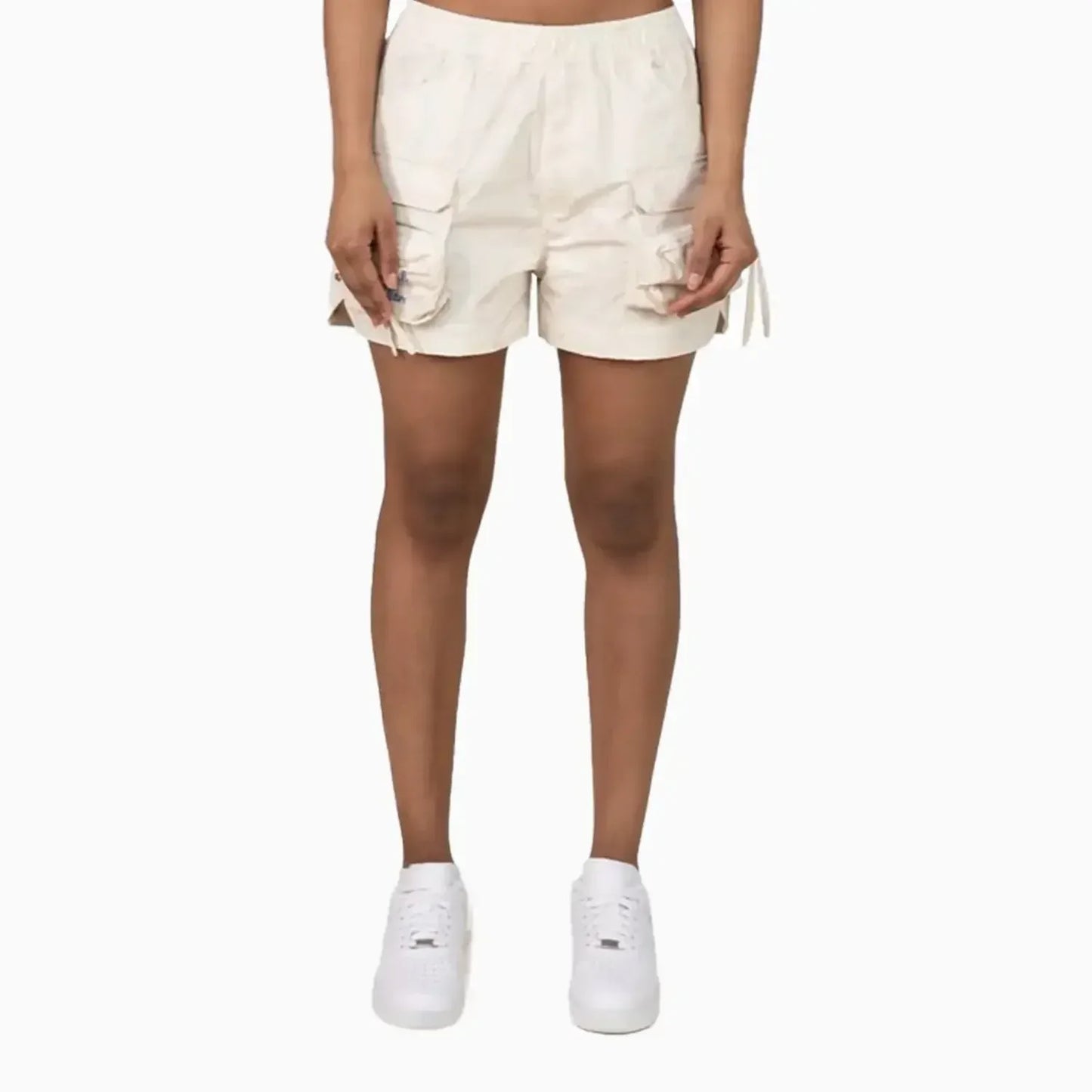 Women's Utility Windbreaker Outfit